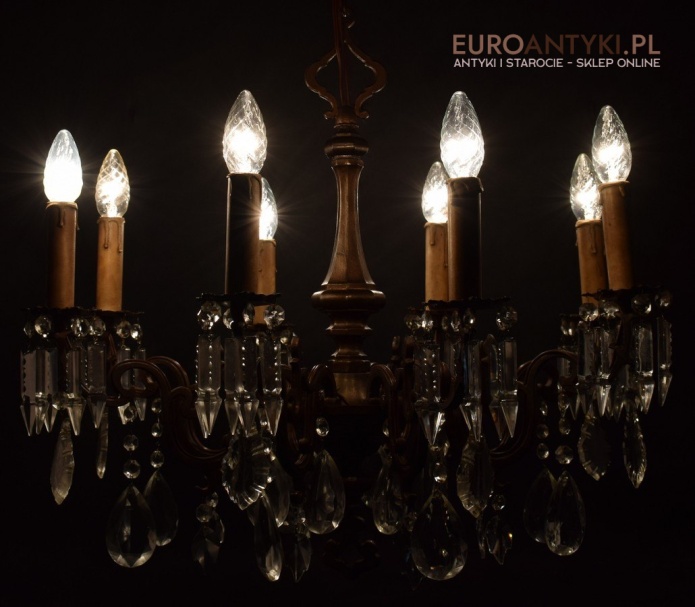 królewski żyrandol z kryształami królewski żyrandol z kryształami